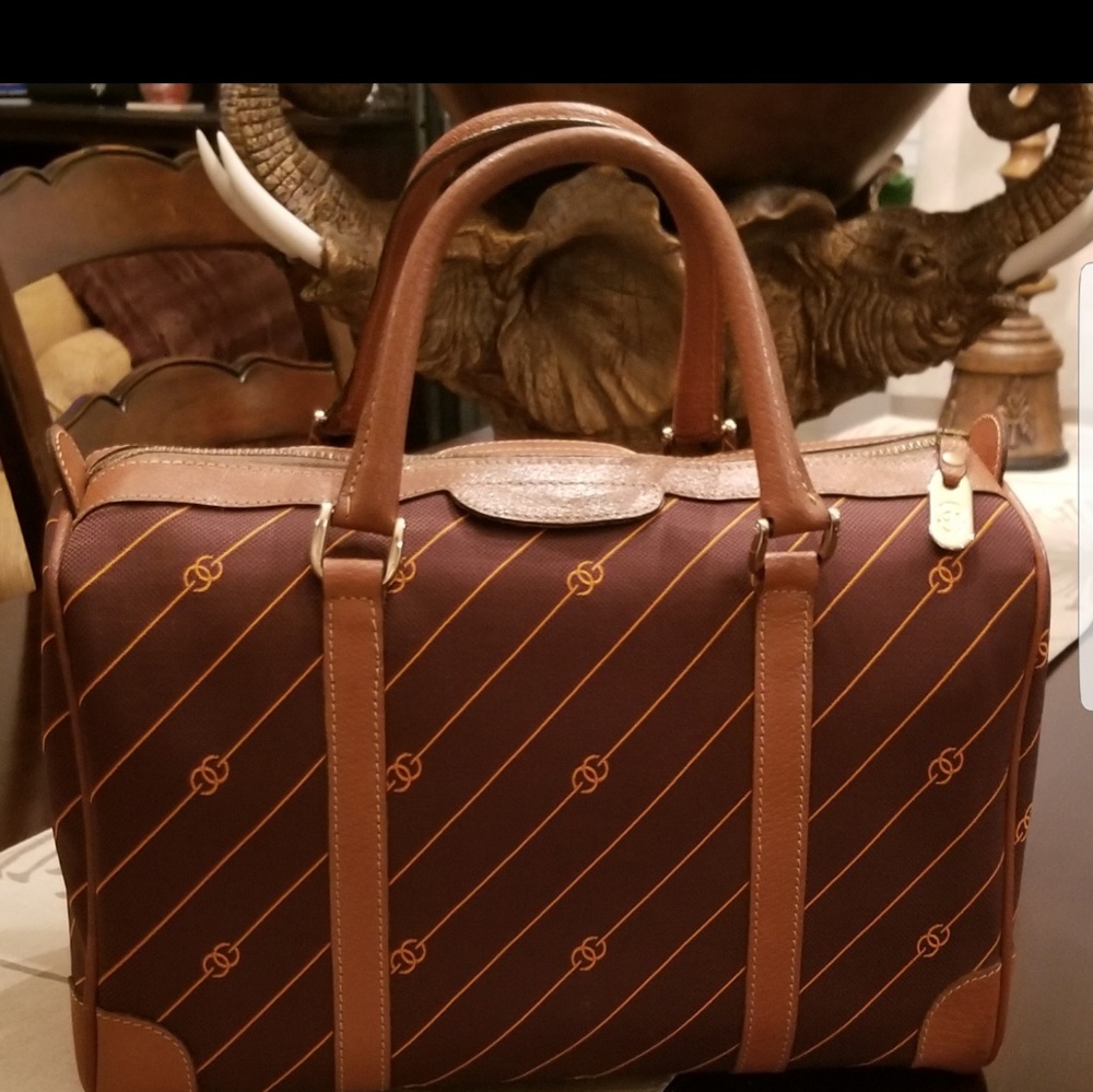 Authentic  Vintage Gucci Boston
